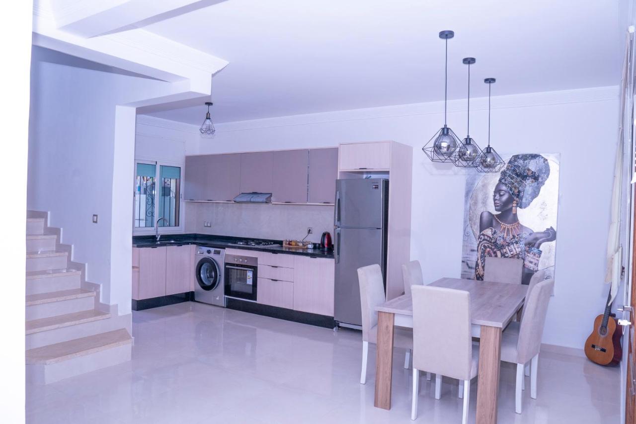 Villa Duplex La Roseraie A 2min De La 2 Piscines Sidi Bouzid
